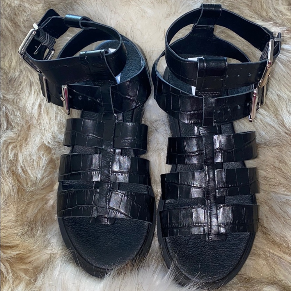 Platform buckle sandals